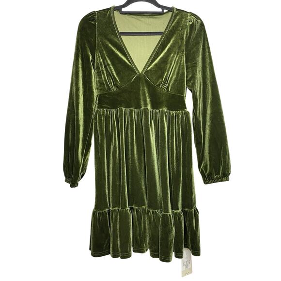 Halara Everyday Deep V-Neck Ruffled Hem Velvet Mini Party Dress Womens Small NWT - Picture 1 of 6
